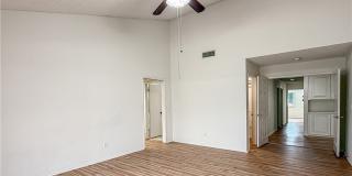 9201 Paso Robles Gallery 41