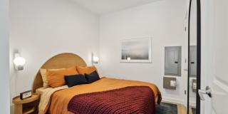 The Devan Gallery 33