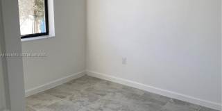 21065 NE 8th Ave Gallery 13