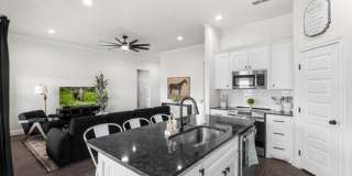 7627 Hudson Way - All Bills Paid & Fully Furnished Gallery 12