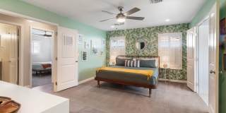 4014 N 81st Street Gallery 22