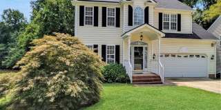 Beautiful 4BD/2.5BA home with 2 car garage and fenced back yard in quiet subdivision in North Raleigh! Gallery 1
