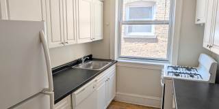 325 North Kedzie Avenue Gallery 7