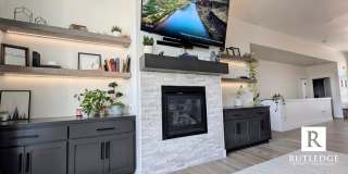 East Medford Cedar Links Living Gallery 4