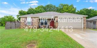 Beautiful 4-Bedroom Home in Fayetteville – Ideal for Comfortable Living! Gallery 1