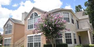 Meticulous 3BR/2BA Condo with Vaulted Ceilings in Hidden Springs – Available July 10th! Gallery 1