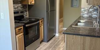 12239 Des Moines Memorial Drive Gallery 1