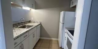 9505D University Terrace Gallery 9