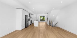 2532 ELVANS Road SE Gallery 23