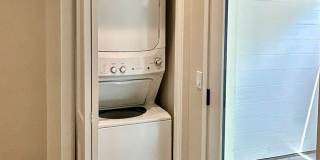 $1,595 Clovis Cottage,  1 Bed / 1 bath - 5th & Sunnyside Ave. / Solar Included! Gallery 10