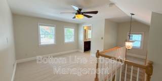 2417 Bay St. Gallery 18