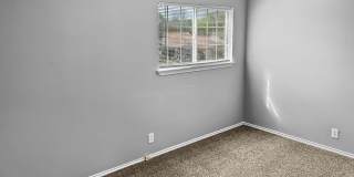9315 BOWEN DR Gallery 27