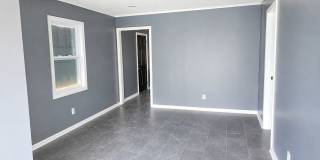 2137 Lowell Avenue Gallery 9