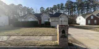 Amazing 5-Bed, 2.5-Bath Home on a Cul-de-Sac "ASK ABOUT OUR ZERO DEPOSIT" Gallery 1