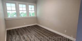 1067 Crescent Drive Gallery 11