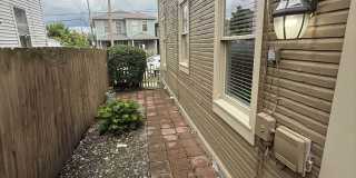 141 E 4th Ave Gallery 27