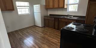 1405 Ward St Gallery 1