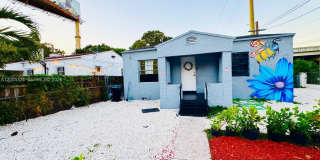 301 NW 37th St Gallery 8