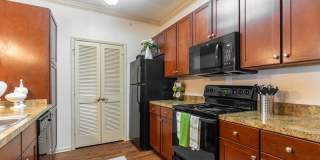 Jamestown Place Gallery 21