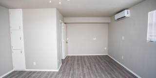 Spacious 4 Bed 2 Bath with Big Backyard Gallery 12
