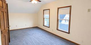 Beautiful 2 Bedroom Home in Lowell Gallery 7