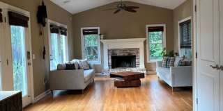 Four Bedroom Ranch St Home in Abercorn Heights - Lamara Heights District Gallery 15