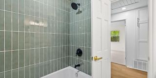 2737 Clermont Place Gallery 23