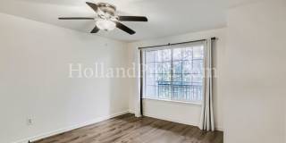 Beautiful 2-Bedroom Condo with a Garage! Gallery 13