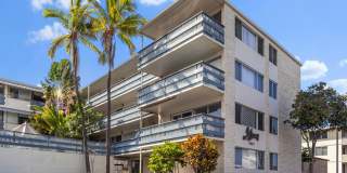 Charming Pualei Circle 1BR Condo with Parking, Pool & Utilities Included Gallery 25