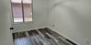 NAU ADJACENT!! One Bedroom Condo at University Meadows Available January 2026 Gallery 4