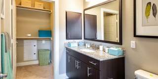 AMLI at Mueller Gallery 14