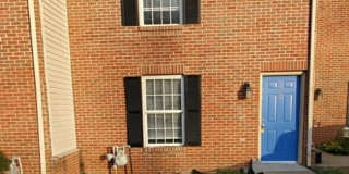 20 Bedroom, 2 bath home located close to Downtown Nicholasville, KY Gallery 1