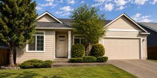 Beautiful 3 Bedroom Home in Ridgefield - 634 N 18th Place Gallery 1