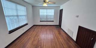 *** TWO WEEKS FREE*** Live Close to Everything – 1BR in Southside Jax Gallery 5