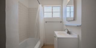 2449 East Fairmount Avenue Gallery 16