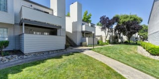 Cobblestone Creek Gallery 23