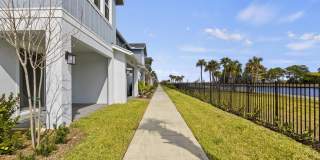 4404 Longwood Lake Square Gallery 73