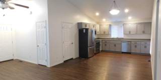 3Bd/2Ba Single Story Home - For viewing beginning 4/27/2026! Gallery 4