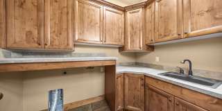 Beautiful Home in an Exclusive Gated Community Gallery 24