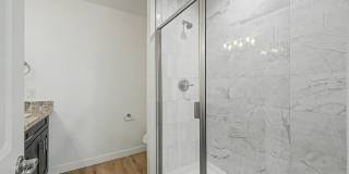105 W Latona Gallery 24