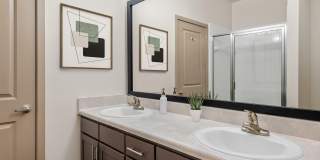 Green Park Gallery 15