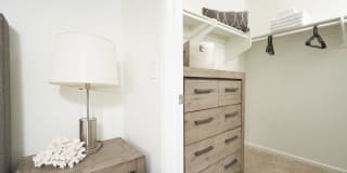 The Knolls Apartment Homes Gallery 26