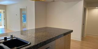 Epic REA- Serene 2 BR/1 BA Flat w/Private Deck & Yard in Lone Mountain Gallery 20
