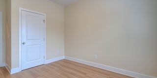 Furnished - 4- Bedroom Townhome - Perfect for Roommates Gallery 18