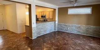 Stunning 3 bedroom 3 bath with Guest House in Sun City Anthem for 55+! Gallery 13