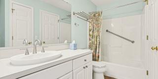 4319 Valley Hollow Dr NE Gallery 16