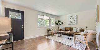 Recently Remodeled 3BD/2BA Home in Unbeatable South Boulder Neighborhood Gallery 4