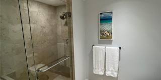 1350 MAIN Street Gallery 28