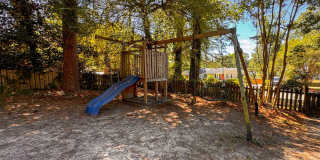 Beautiful Tri Level Home in Vanstory Hills Gallery 34
