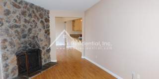 Updated 2bd/1ba North Highlands Duplex with Garage Gallery 5